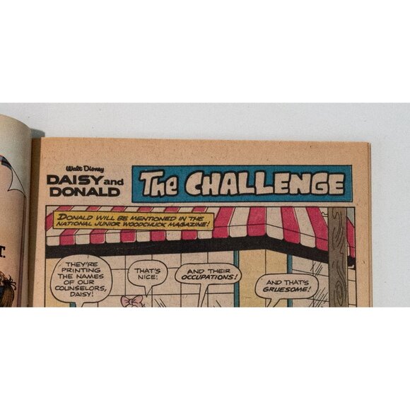 Walt Disney Daisy And Donald Comic Book Whitman 35¢ Vintage Collectible - Picture 7 of 13